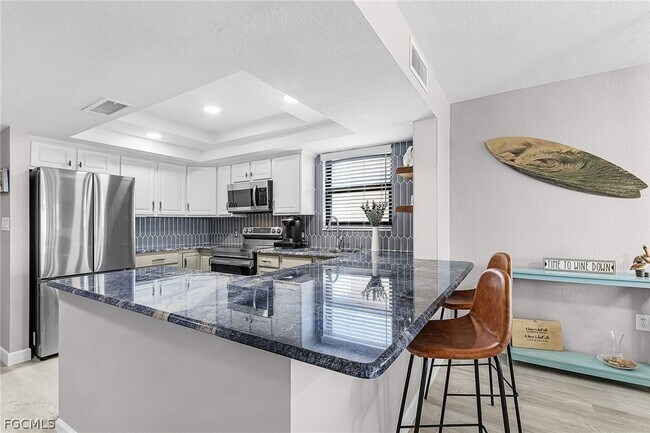 Building Photo - 4260 SE 20th Pl