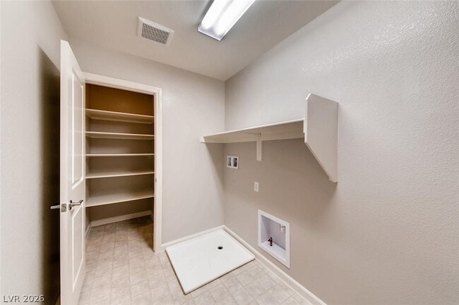 Building Photo - 2552 Sable Creek St