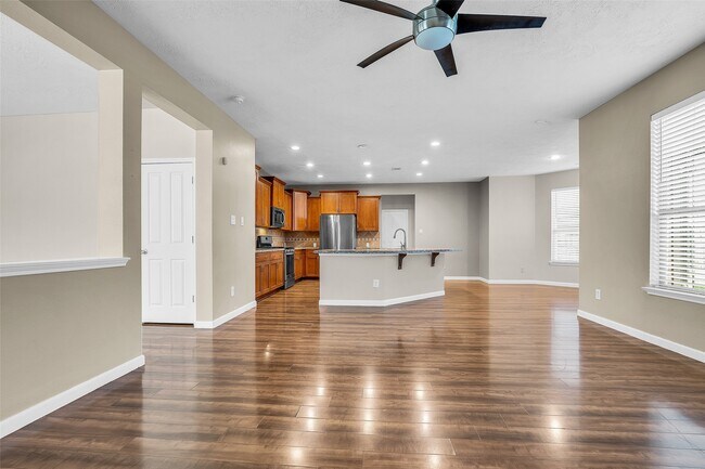 Building Photo - 6719 Path Way Ct