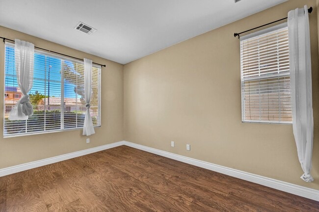 Building Photo - A Fabulous 4 Bedroom Home with a Sparkling Pool!!!