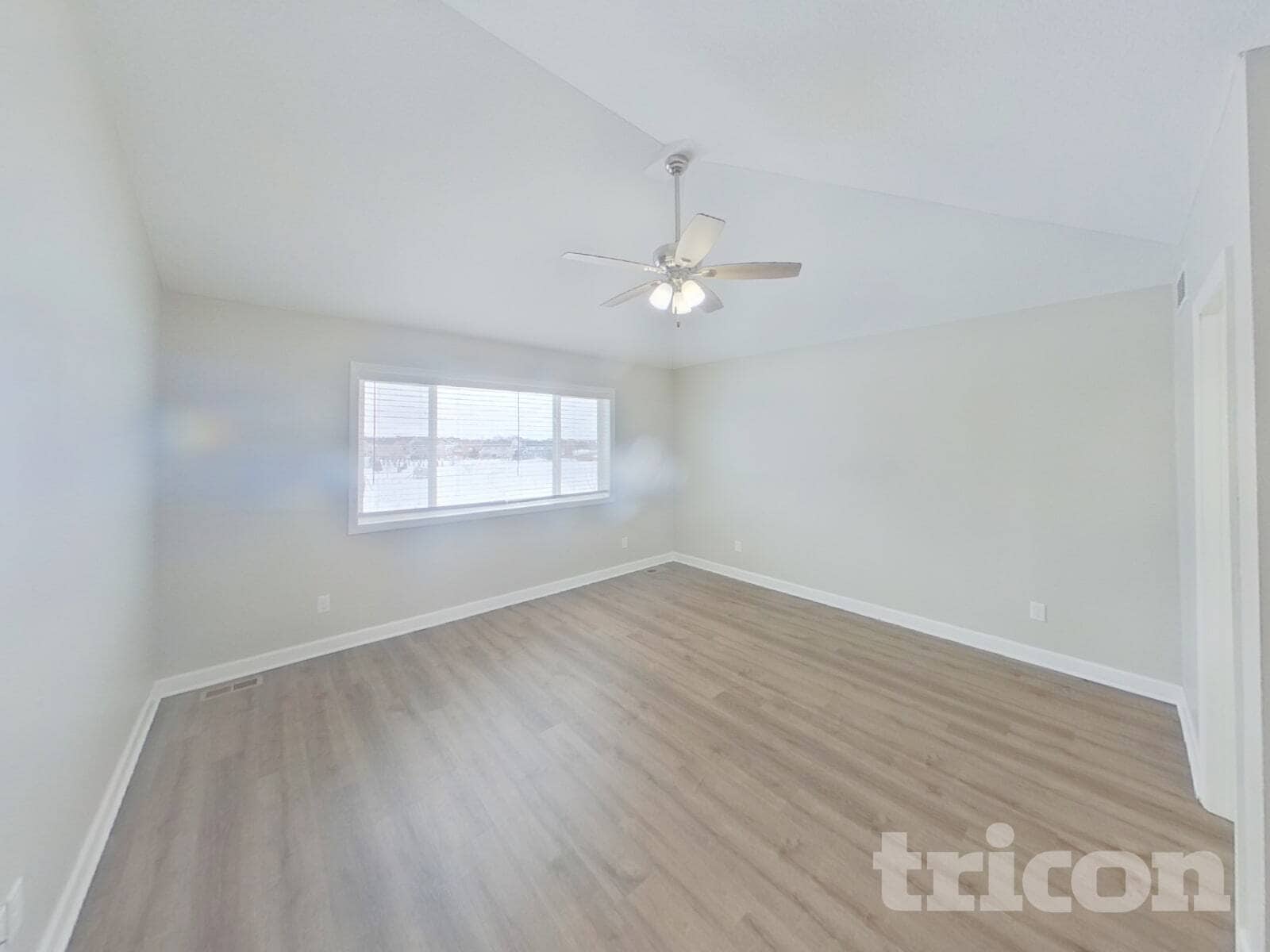 Building Photo - 14060 Ailesbury Ave