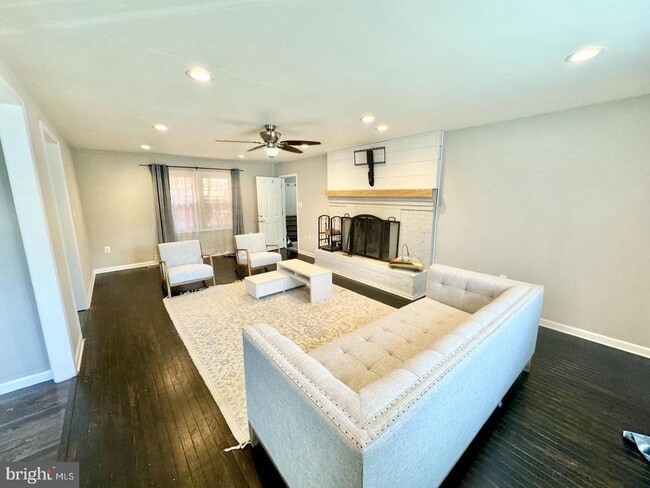 Building Photo - 11919 Autumnwood Ln