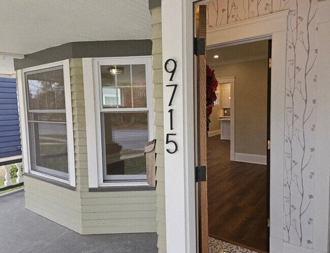 Building Photo - 9715 Clifton Blvd