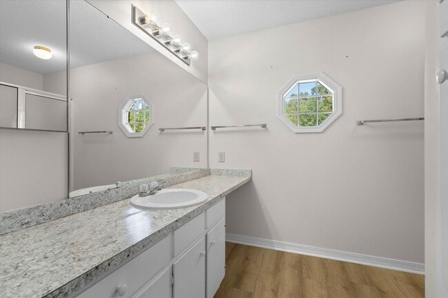 Building Photo - UPCOMING FAIRHOPE COTTAGE