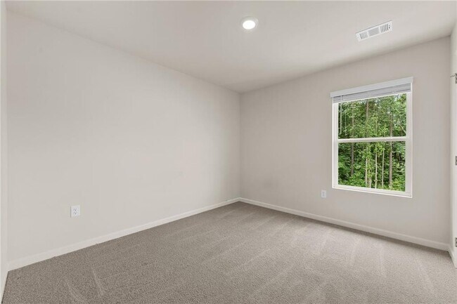 Building Photo - 3341 Greyton Dr