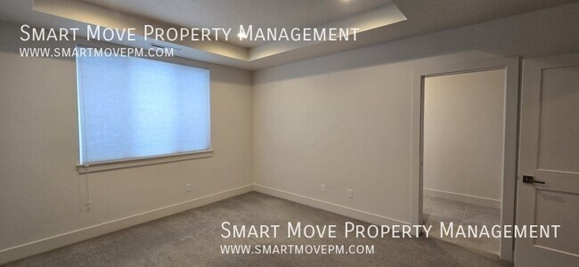 Building Photo - 3213 S Shadywood Way