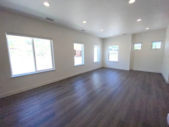 Building Photo - 1228 Wild Oak Ct