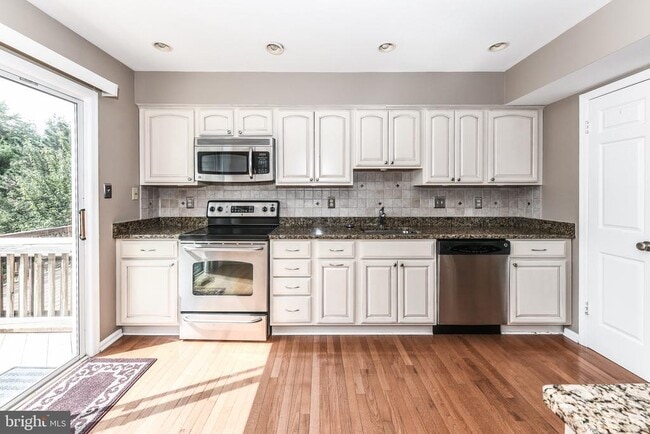 Building Photo - 3801 Grand Jct Ct
