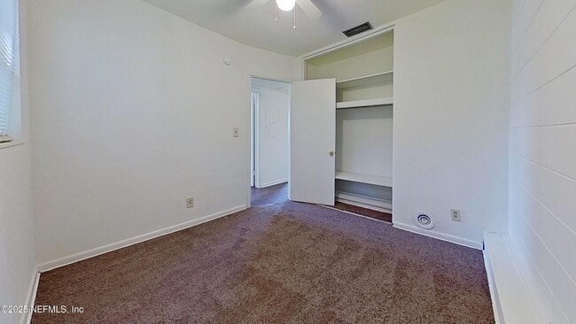 Building Photo - 2131 Goltare Dr