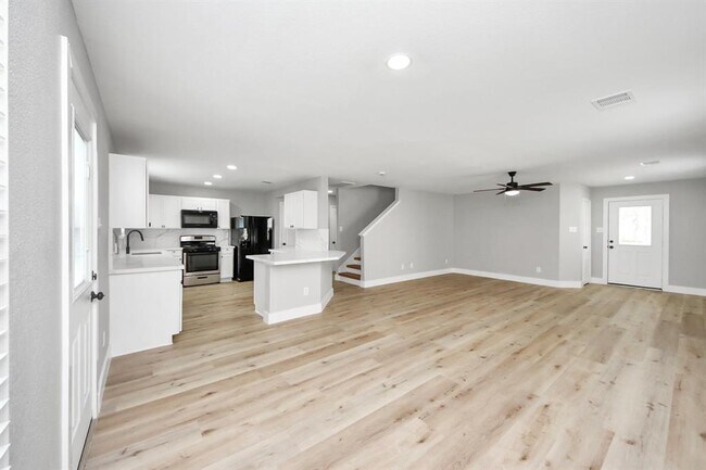 Building Photo - 354 Remington Harbor Ct