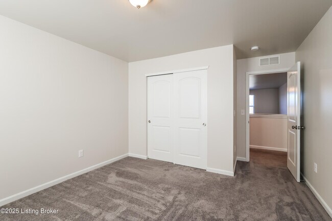 Building Photo - 621 Toll House Ct