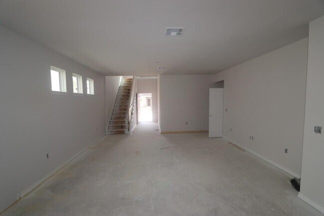 Building Photo - 15704 Singh Dr