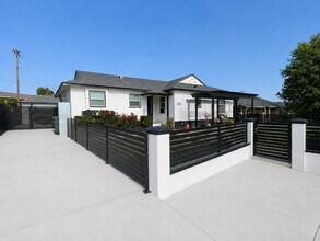 Building Photo - NEW UNIT! Be the First to Live in This Brand-New Fully Furnished ADU