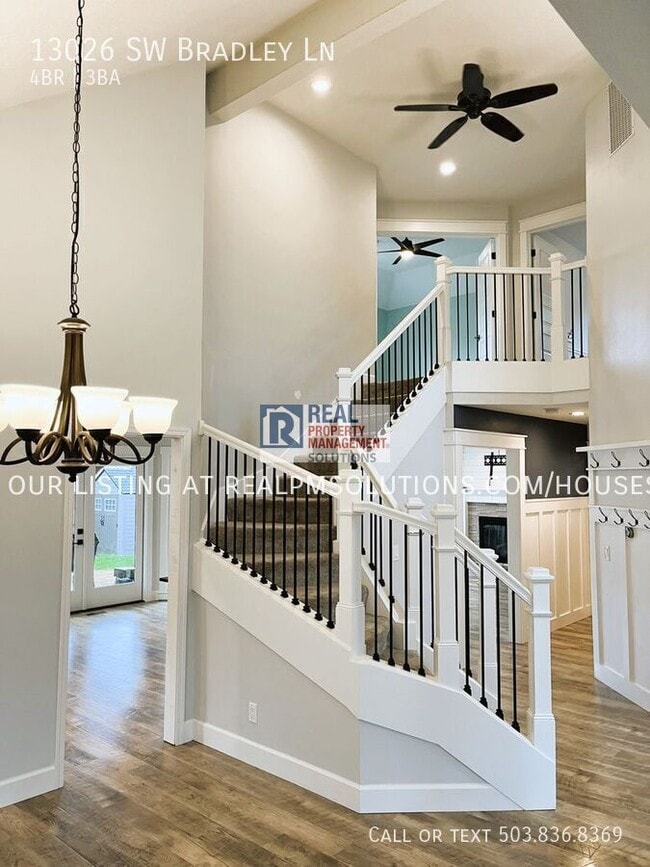 Building Photo - 13026 SW Bradley Ln