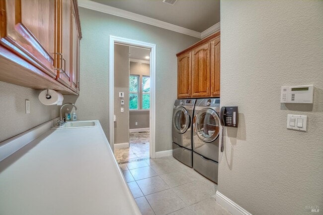 Building Photo - 2703 Brush Creek Rd