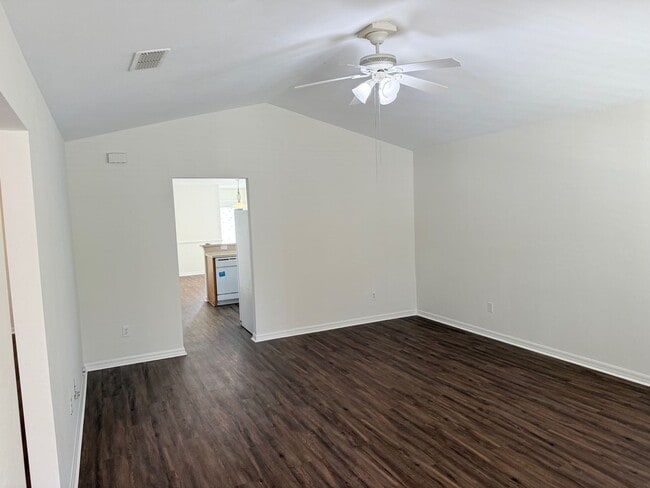 Building Photo - Charming 3BR/2BA Home in Walnut Creek