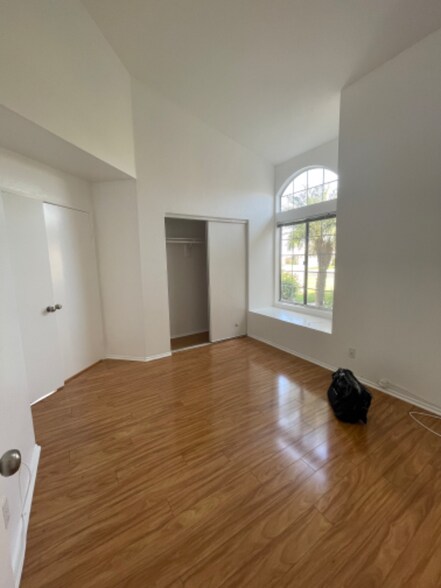Building Photo - 28095 Aspenwood Way
