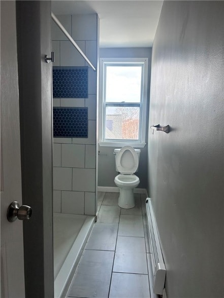 Building Photo - 306 Potters Ave