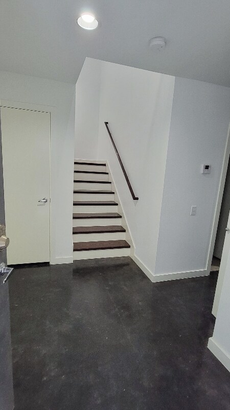 Building Photo - 2920 Cline St