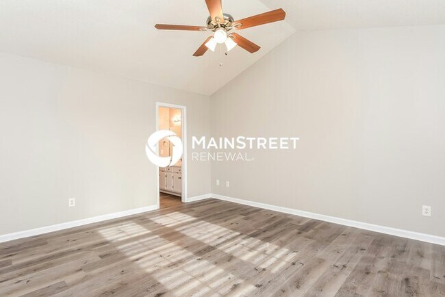 Building Photo - 3 Bedroom Pet-Friendly Home in Smithfield, NC with Main Street Renewal