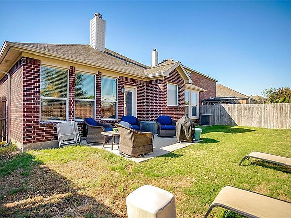 Building Photo - 2353 Clairborne Dr