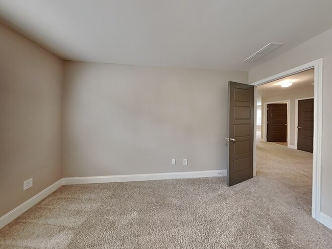 Building Photo - 1711 Cobblefield Cir