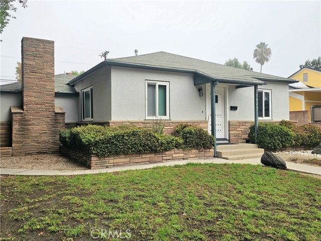 Building Photo - 17423 Burbank Blvd