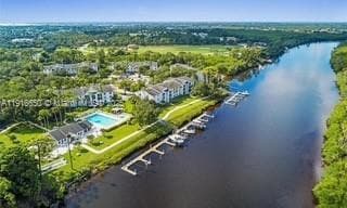 Building Photo - 2508 SE Anchorage Cove