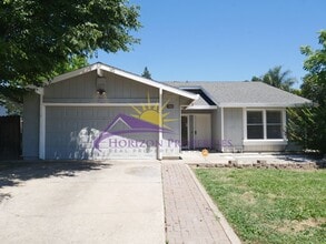 Building Photo - Open 4 Bed 2 Bath 1,407sqft Single Family Home