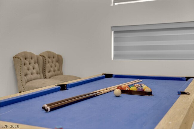 Building Photo - 10663 Stone Ledge Ave