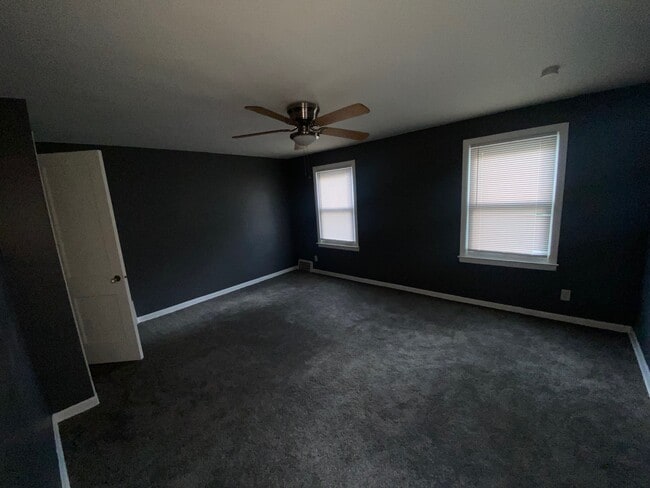 Building Photo - 15786 Meyers Rd