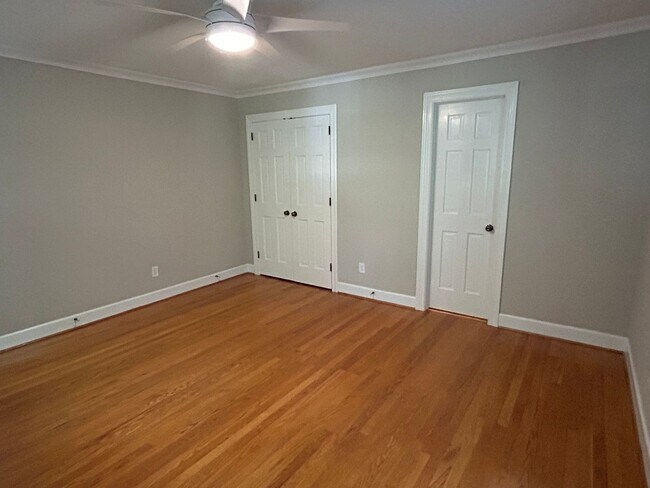 Building Photo - 5 Bed | 3.5 Bath House in Raleigh