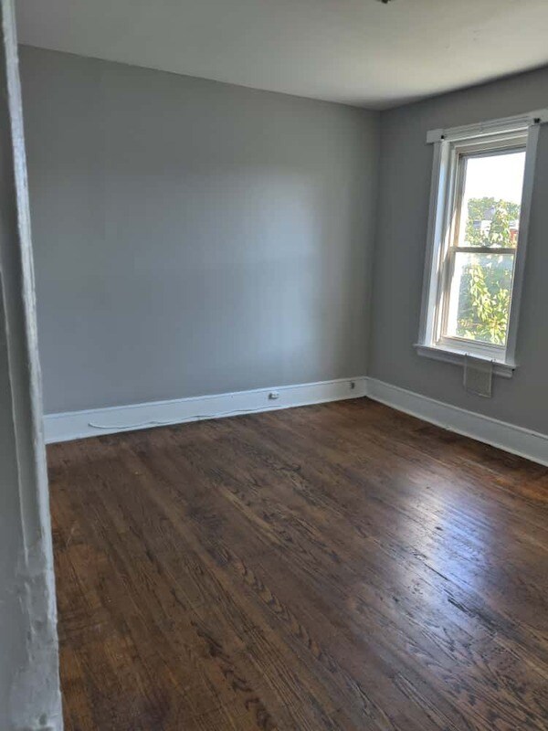 Building Photo - 17 N 54th St