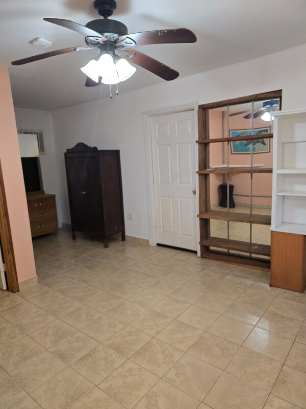 Building Photo - 324 S French Broad Ave