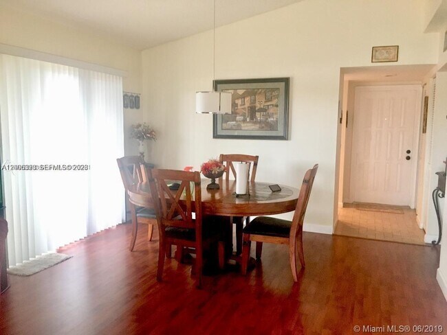 Building Photo - 15292 SW 46th Ln