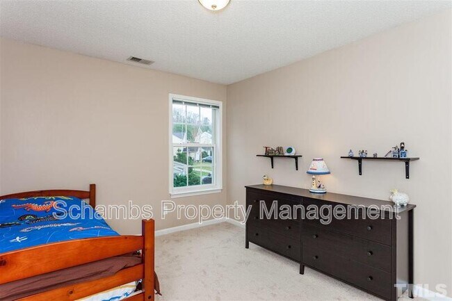 Building Photo - 109 Chilmark Ridge Dr