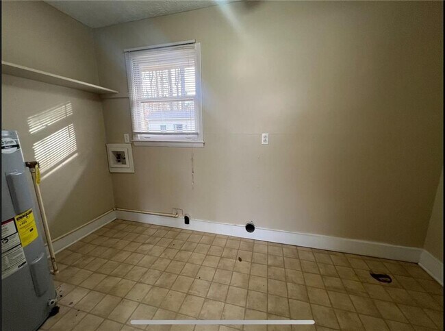 Building Photo - 3766 Renee Cir
