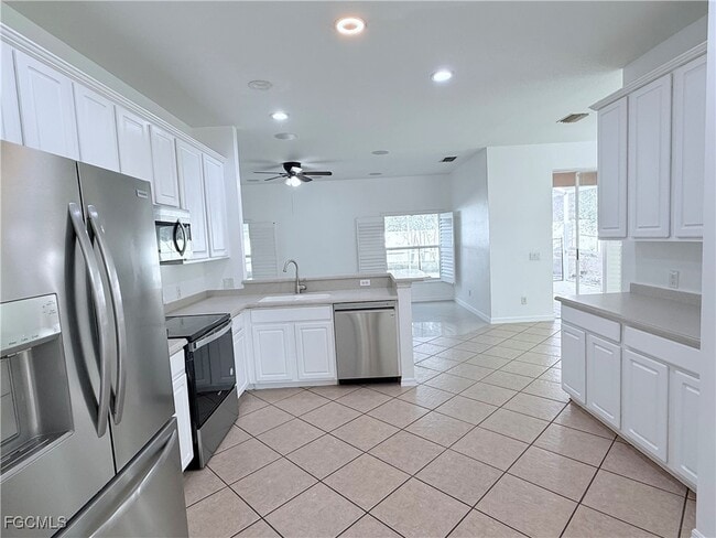 Building Photo - 8258 Silver Birch Way