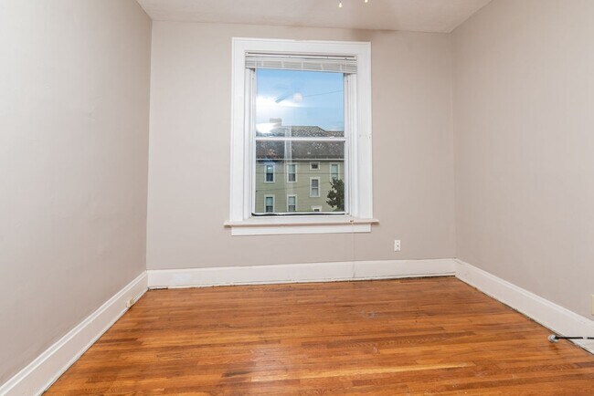 Building Photo - 1731 N 4th St