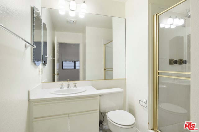 Building Photo - 11636 Montana Ave