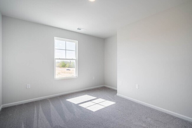 Building Photo - 2051 Caen St