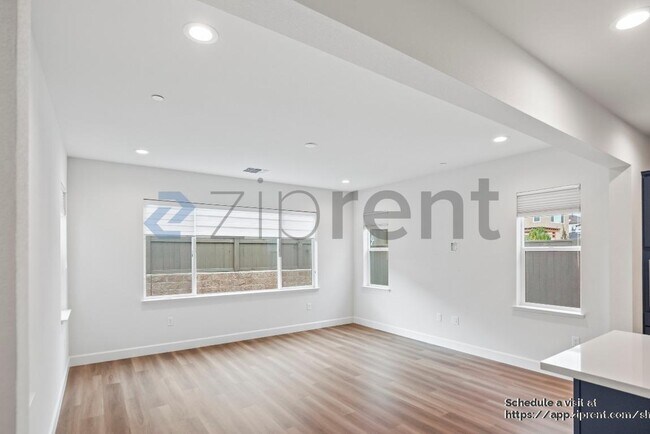 Building Photo - 4203 Randa Wy