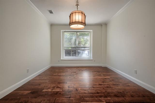 Building Photo - 812 Brookwater Dr