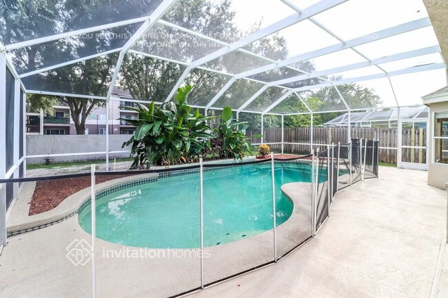 Building Photo - 8944 Southbay Dr