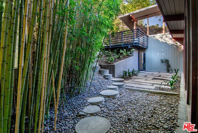 Building Photo - 10410 Quito Ln