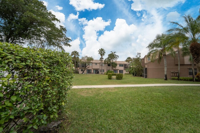Building Photo - 1672 Cypress Pointe Dr