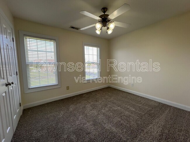 Building Photo - 3616 Heatherbrooke Dr