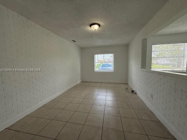 Building Photo - 4910 NW 18th St