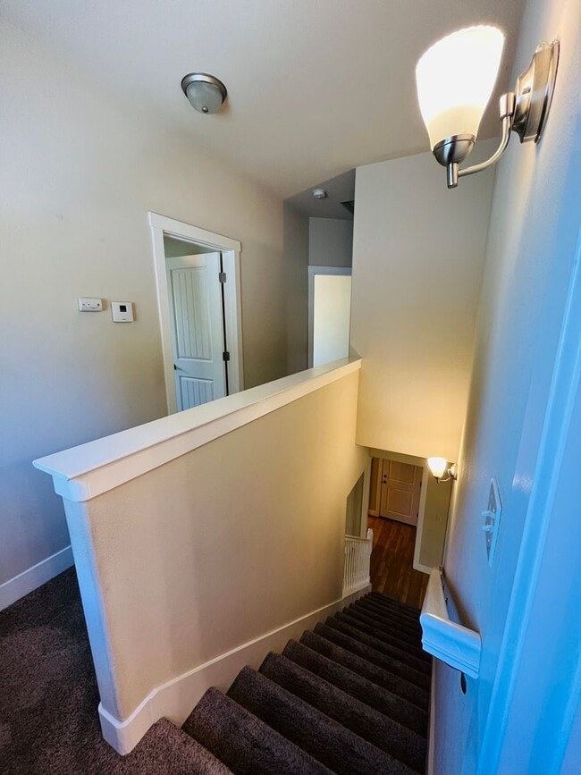 Building Photo - Available Soon! Beautiful House on a Cul-De-Sac