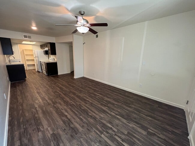 Interior Photo - The Davenport